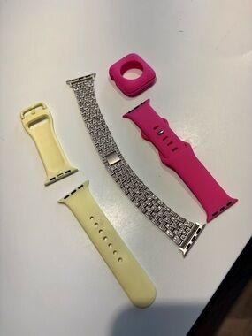 Silicone and Metal Replacement Watch Bands for Apple Watch 40mm